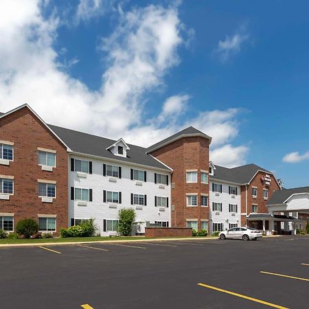 Best Western Plus Appleton Airport Mall Hotel Exteriör bild
